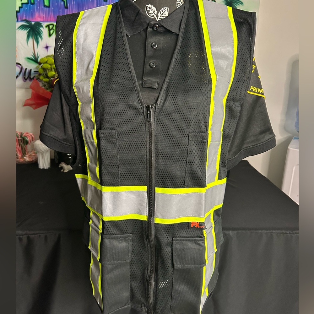 Reflectiv Vest - Picture 2 of 4